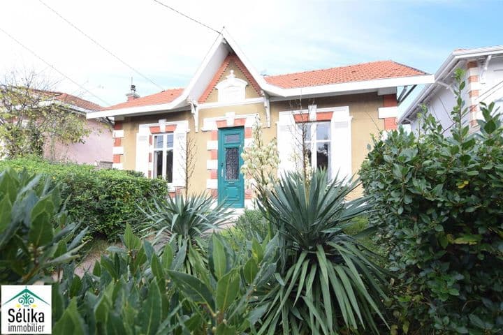 House for sale in  France - Image 2