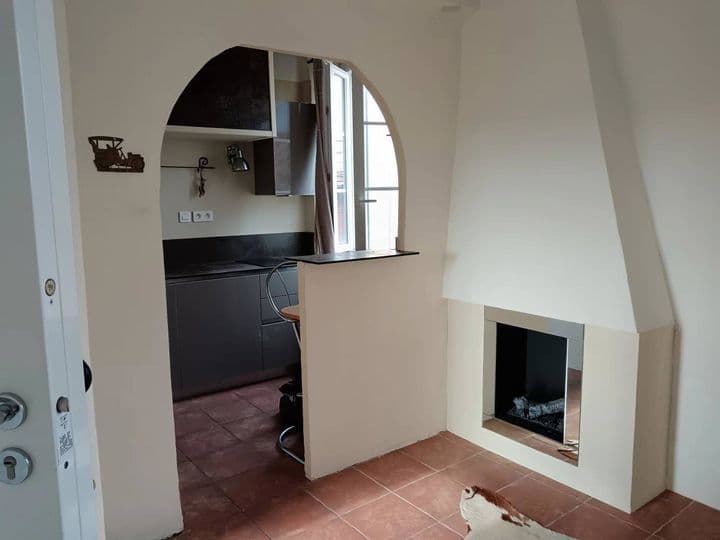 1 bedroom house for sale in  France - Image 5