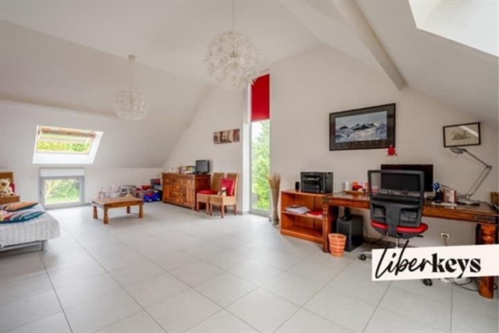 5 bedrooms house for sale in Mareuil-les-Meaux, France - Image 9