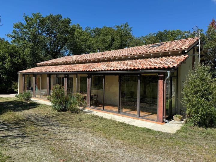 2 bedrooms house for sale in  France