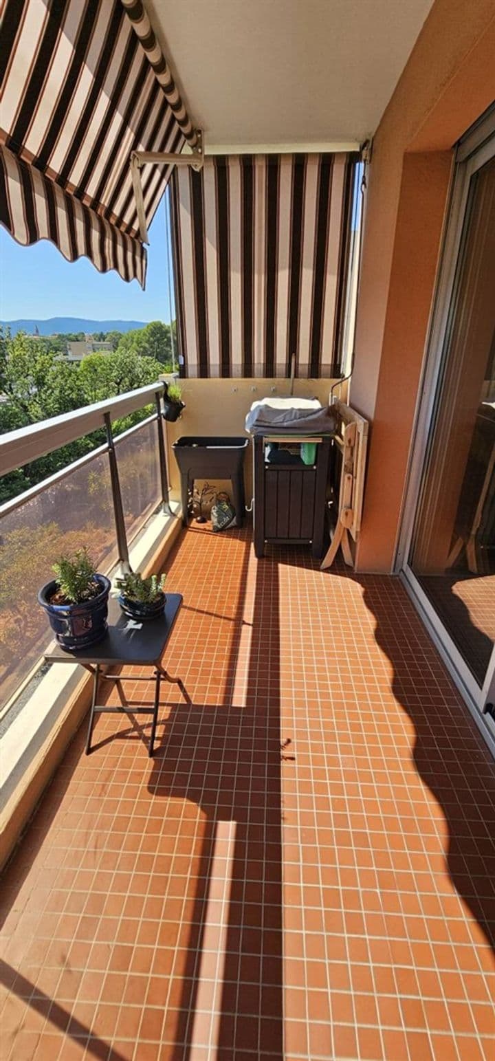 2 bedrooms apartment for sale in Frejus, France - Image 9