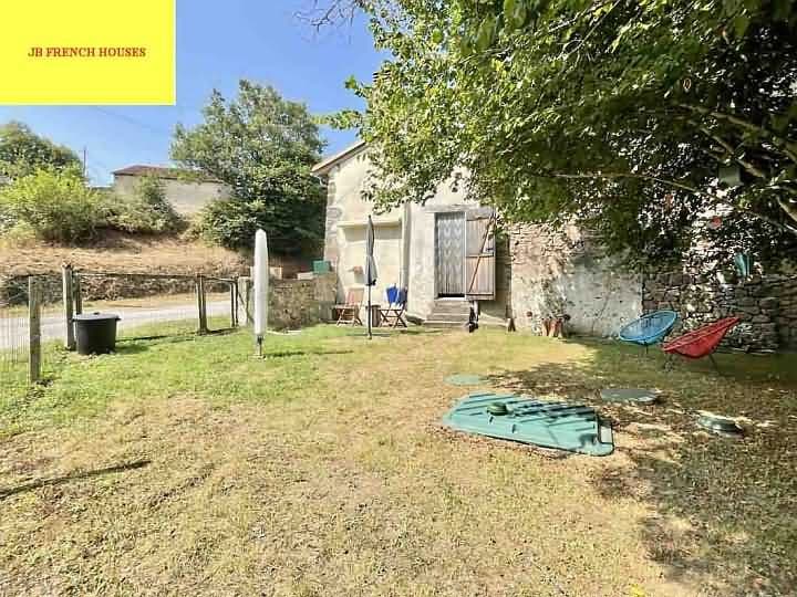 1 bedroom house for sale in  France - Image 3