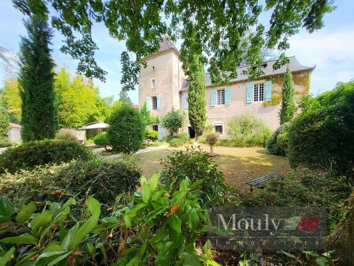 7 bedrooms house for sale in  France - Image 3