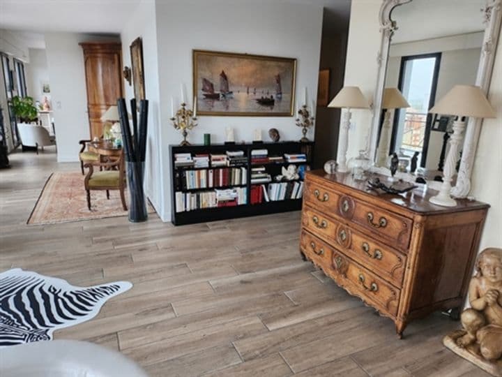 4 bedrooms apartment for sale in Rochefort, France - Image 3