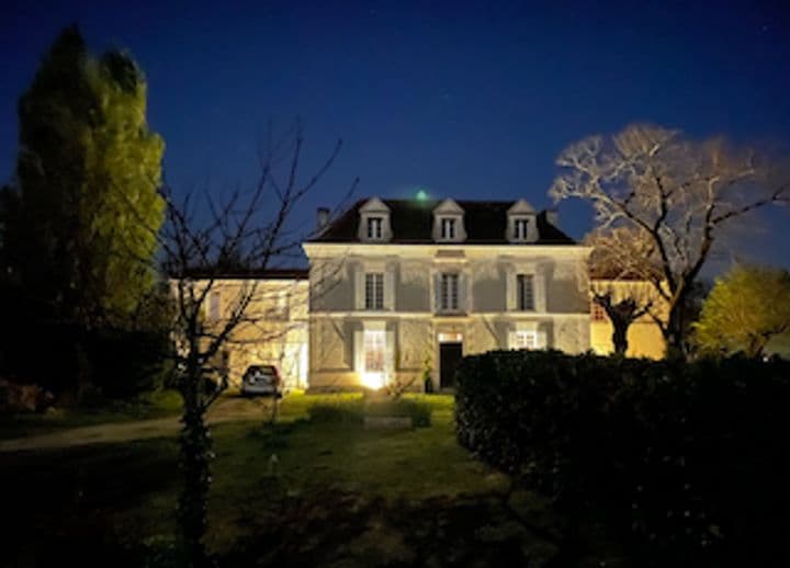 6 bedrooms house for sale in  France - Image 12