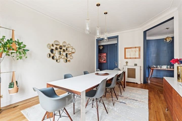 5 bedrooms apartment for sale in Paris 16eme, France - Image 2