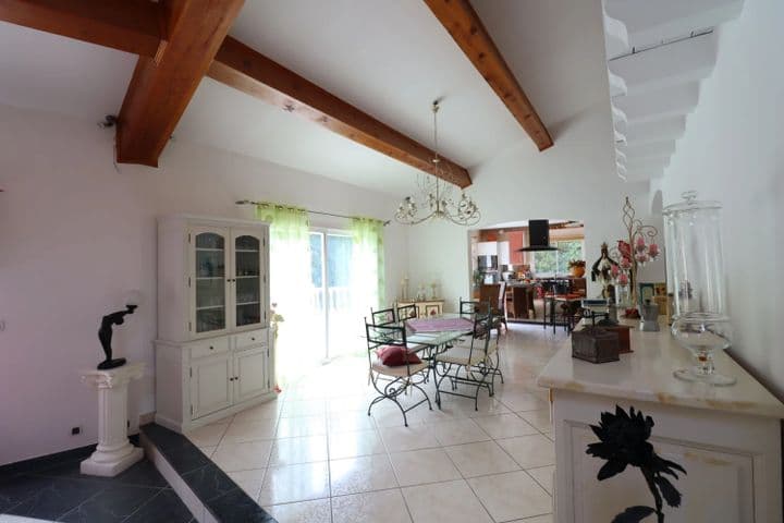 3 bedrooms house for sale in  France - Image 10