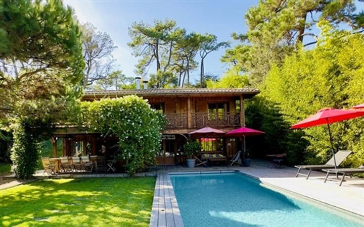 House for sale in Le Cap-Ferret, France - Image 11