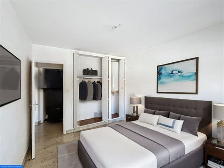 1 bedroom other for sale in Toulon, France