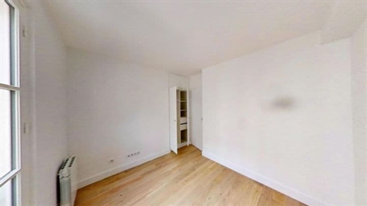 2 bedrooms other for sale in Paris 18eme, France