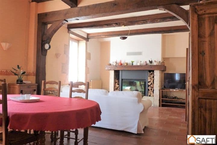 5 bedrooms other for sale in Sainte-Gemme, France