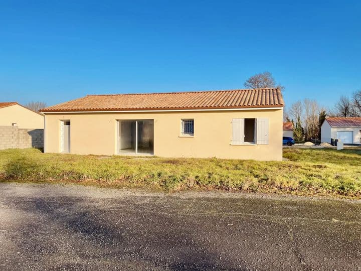 3 bedrooms house for sale in confolens, France - Image 3