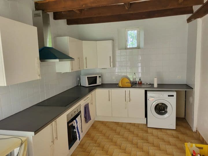 2 bedrooms house for sale in  France - Image 7