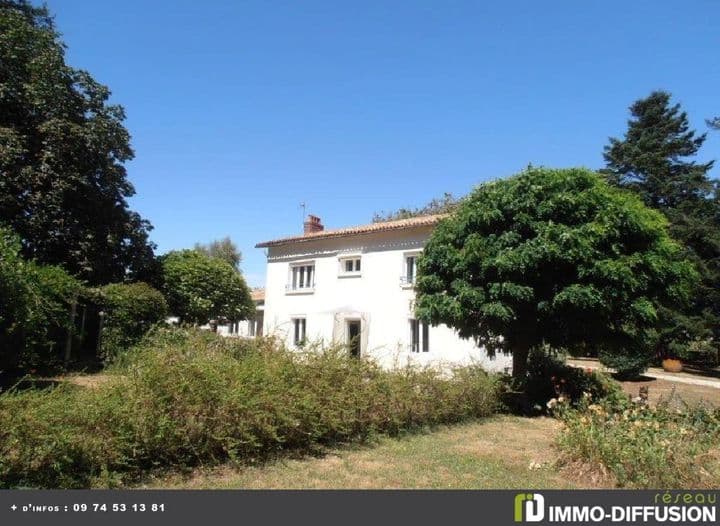 5 bedrooms house for sale in SAUZE VAUSSAIS, France