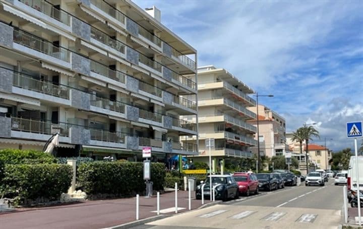 2 bedrooms apartment for sale in Antibes, France - Image 3