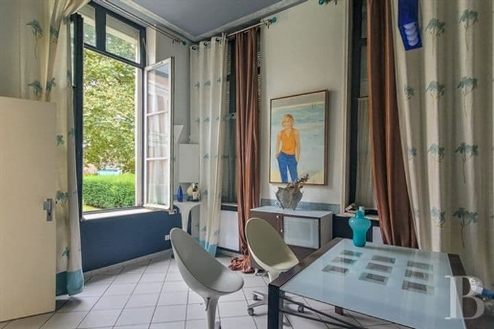 1 bedroom building for sale in Lille, France