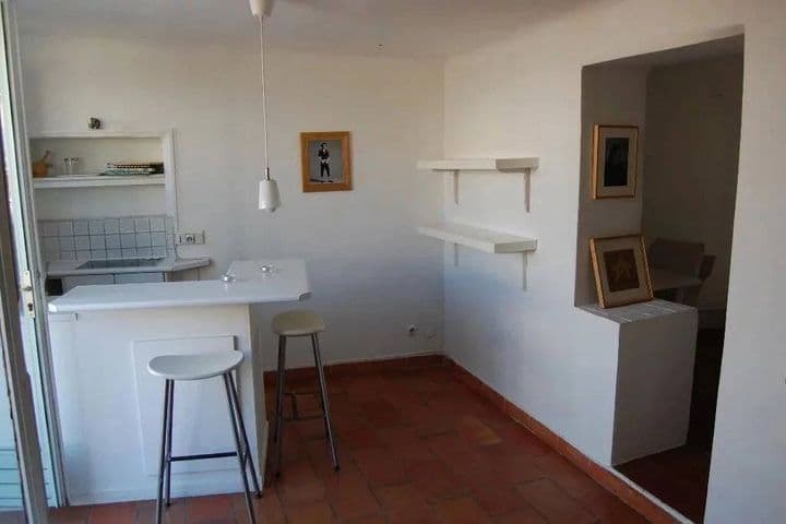 1 bedroom house for sale in  France - Image 7