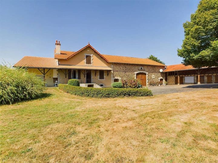 5 bedrooms house for sale in  France