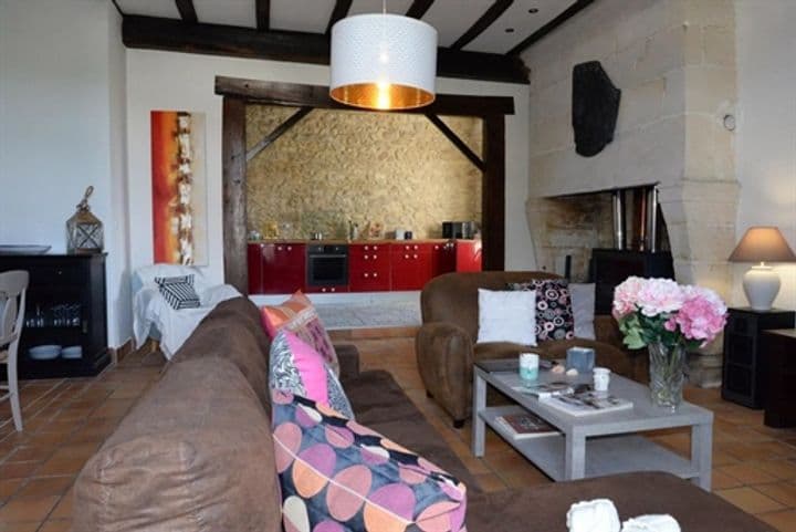 3 bedrooms house for sale in Saintes, France