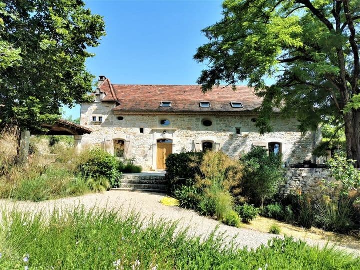 10 bedrooms house for sale in 10 KM OUEST DE FIGEAC, France - Image 3