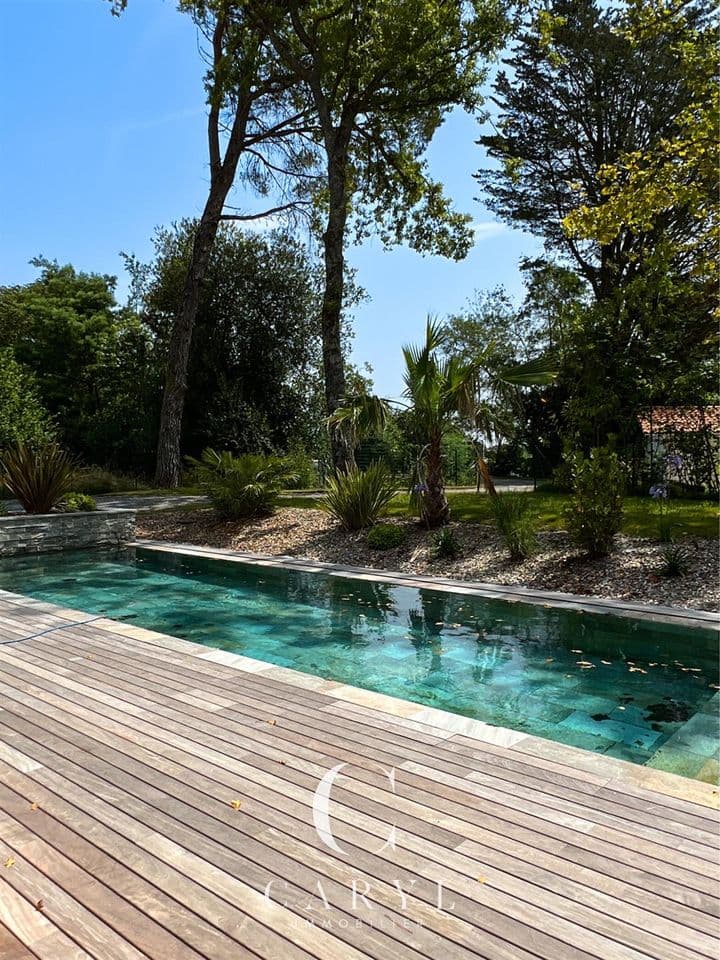 5 bedrooms house for sale in Biarritz, France - Image 2