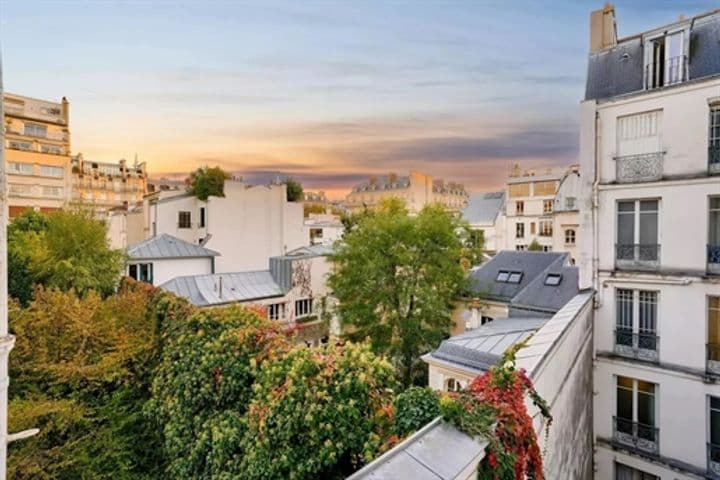 4 bedrooms apartment for sale in Paris 16eme, France - Image 8