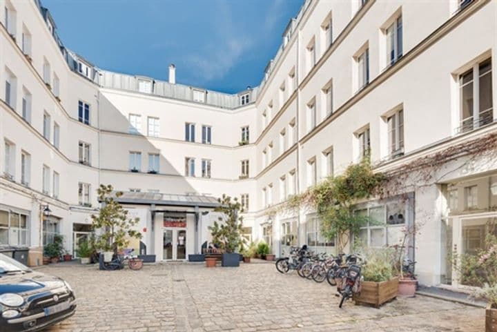 Apartment for sale in Paris 11eme, France - Image 5