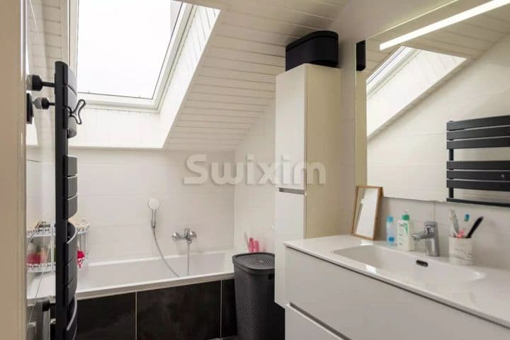 5 bedrooms house for sale in  France - Image 6