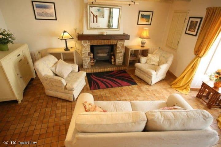 2 bedrooms house for sale in Charroux, France - Image 6