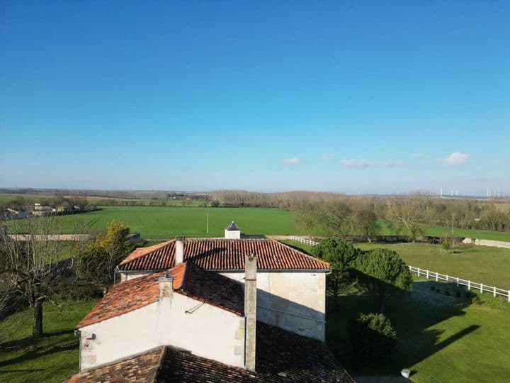 7 bedrooms house for sale in st jean d angely, France - Image 3