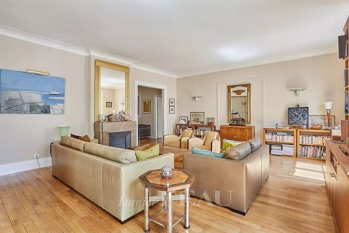 3 bedrooms apartment for sale in Paris 16eme, France - Image 2