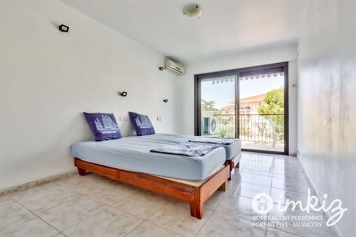 2 bedrooms apartment for sale in Cannes, France - Image 2