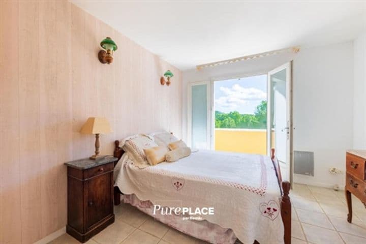 4 bedrooms other for sale in Saint-Mitre-les-Remparts, France - Image 10