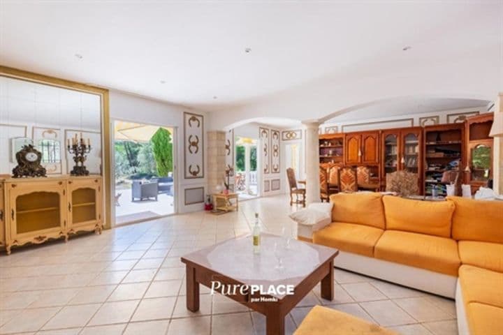 4 bedrooms other for sale in Saint-Mitre-les-Remparts, France - Image 2