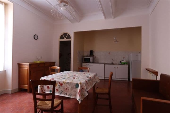 4 bedrooms building for sale in Apt, France - Image 4