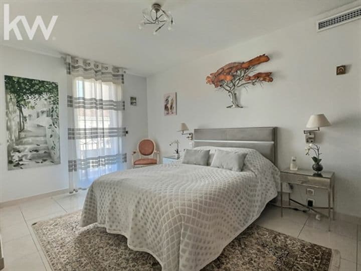 4 bedrooms apartment for sale in Hyeres, France - Image 4