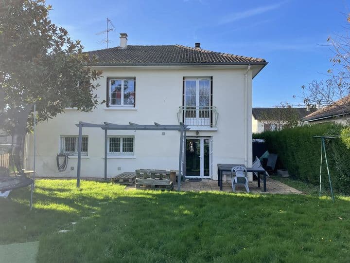 4 bedrooms house for sale in  France