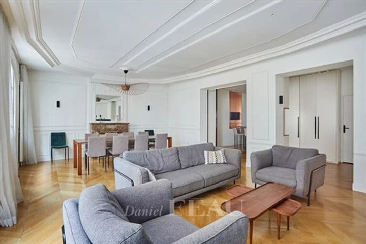 3 bedrooms other for sale in Paris 7eme, France