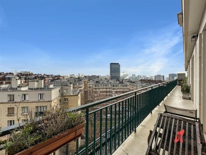 3 bedrooms other for sale in Paris, France