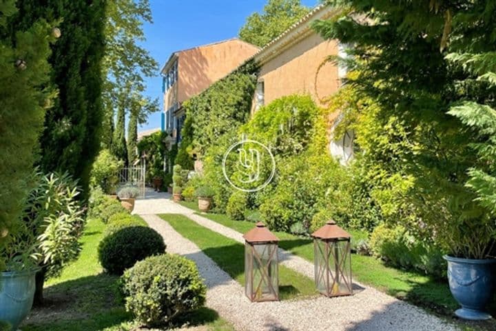 11 bedrooms other for sale in LIsle-sur-la-Sorgue, France - Image 8