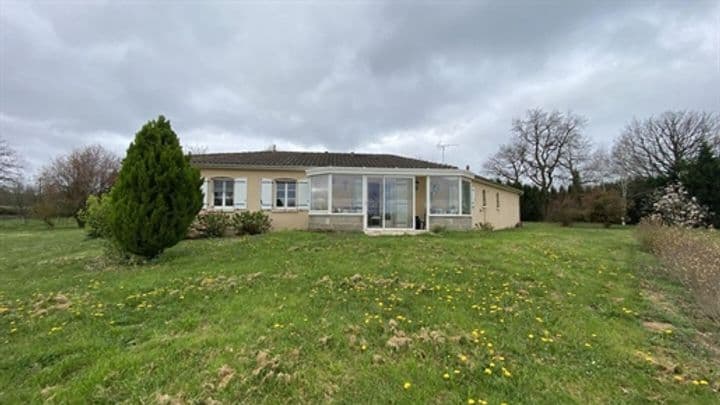 4 bedrooms other for sale in Saint-Claud, France - Image 12