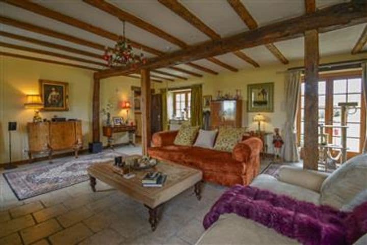 9 bedrooms other for sale in Civray, France - Image 4