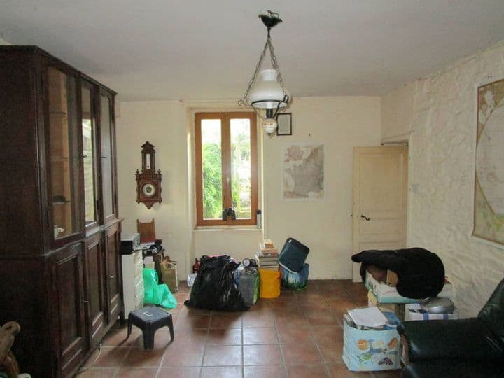 2 bedrooms house for sale in  France - Image 10