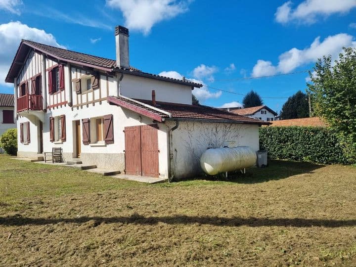 5 bedrooms house for sale in CAMBO LES BAINS, France - Image 2