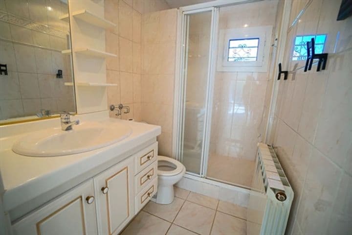 House for sale in Antibes, France - Image 11