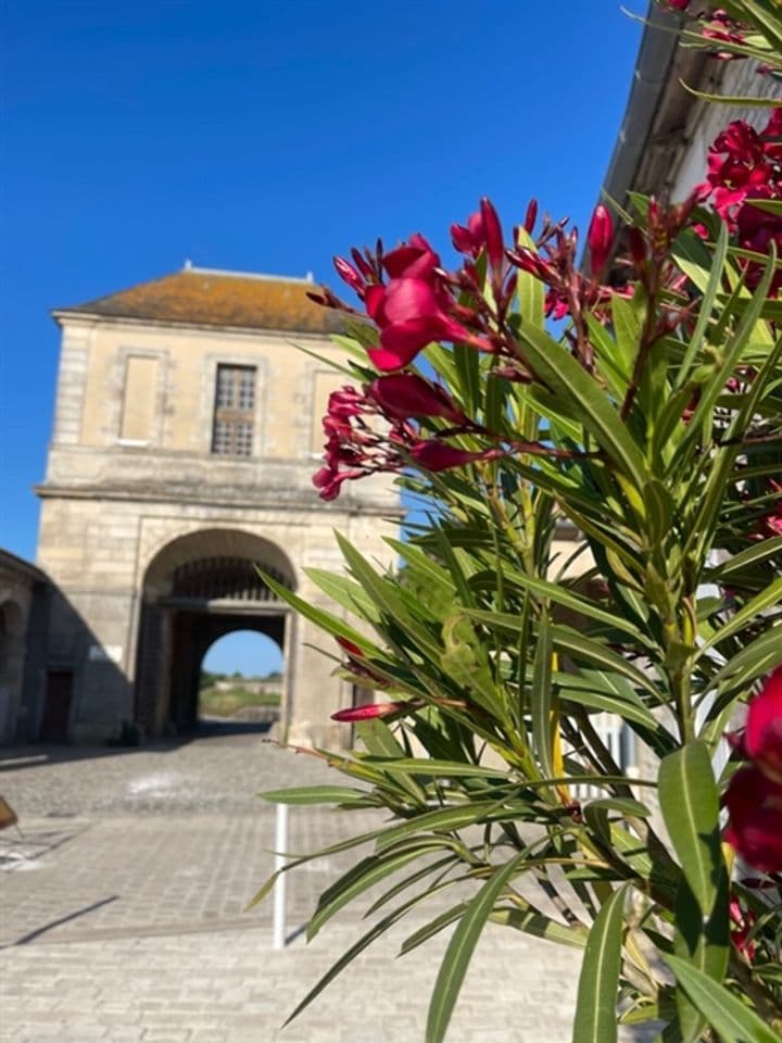 4 bedrooms house for sale in Saint-Martin-de-Re, France - Image 10