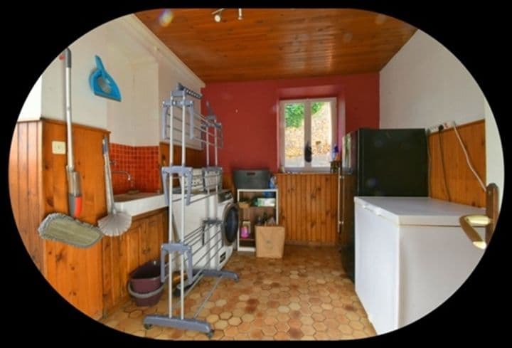 2 bedrooms house for sale in Chateaumeillant, France - Image 12