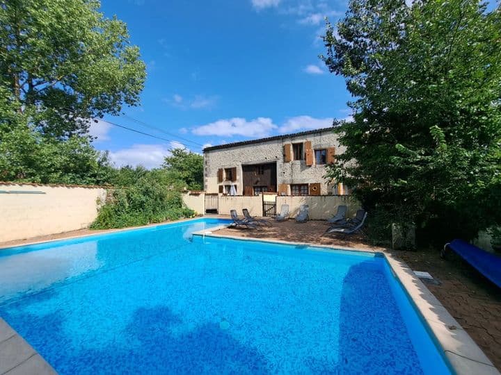 12 bedrooms house for sale in SAINT PIERRE DE JUILLERS, France - Image 10