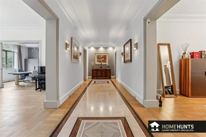 4 bedrooms apartment for sale in Paris, France - Image 4