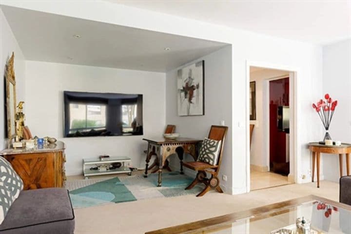 2 bedrooms apartment for sale in Paris, France - Image 4